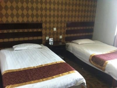 Xinhang Hotel Urumqi Esterno foto